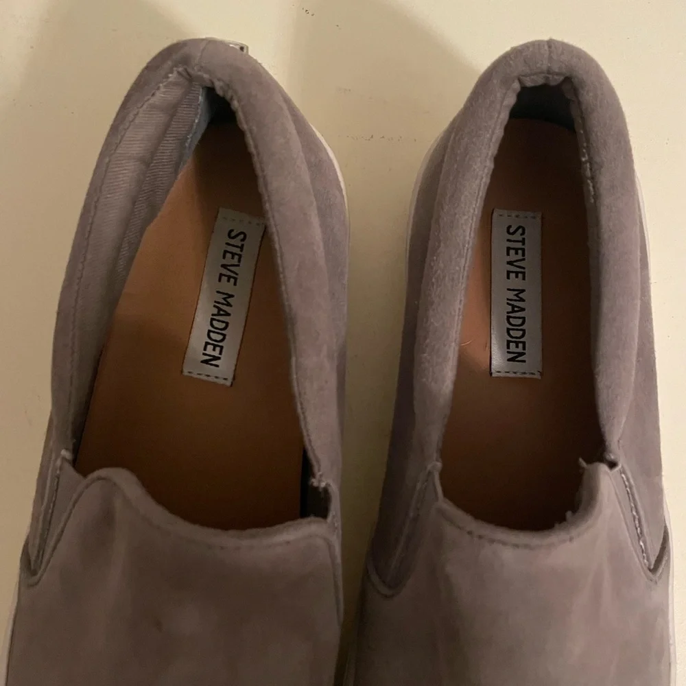 Steve Madden Grey Suede Slip-on Sneaker Gills Size 9.5 Casual